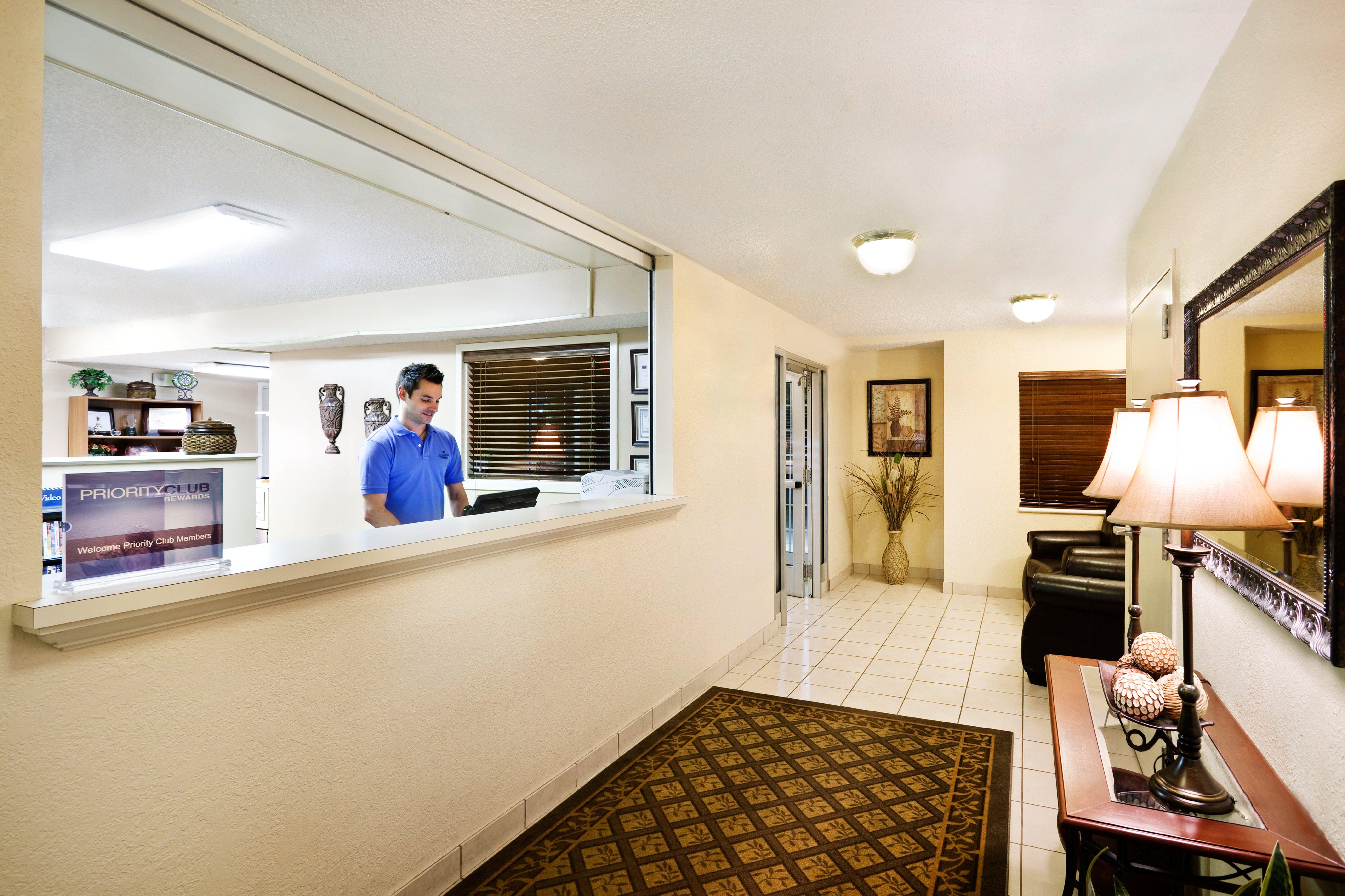 Sonesta Simply Suites Knoxville Exterior foto